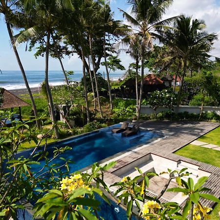 K Ko Surf Village At Keramas Lebih Bagian luar foto